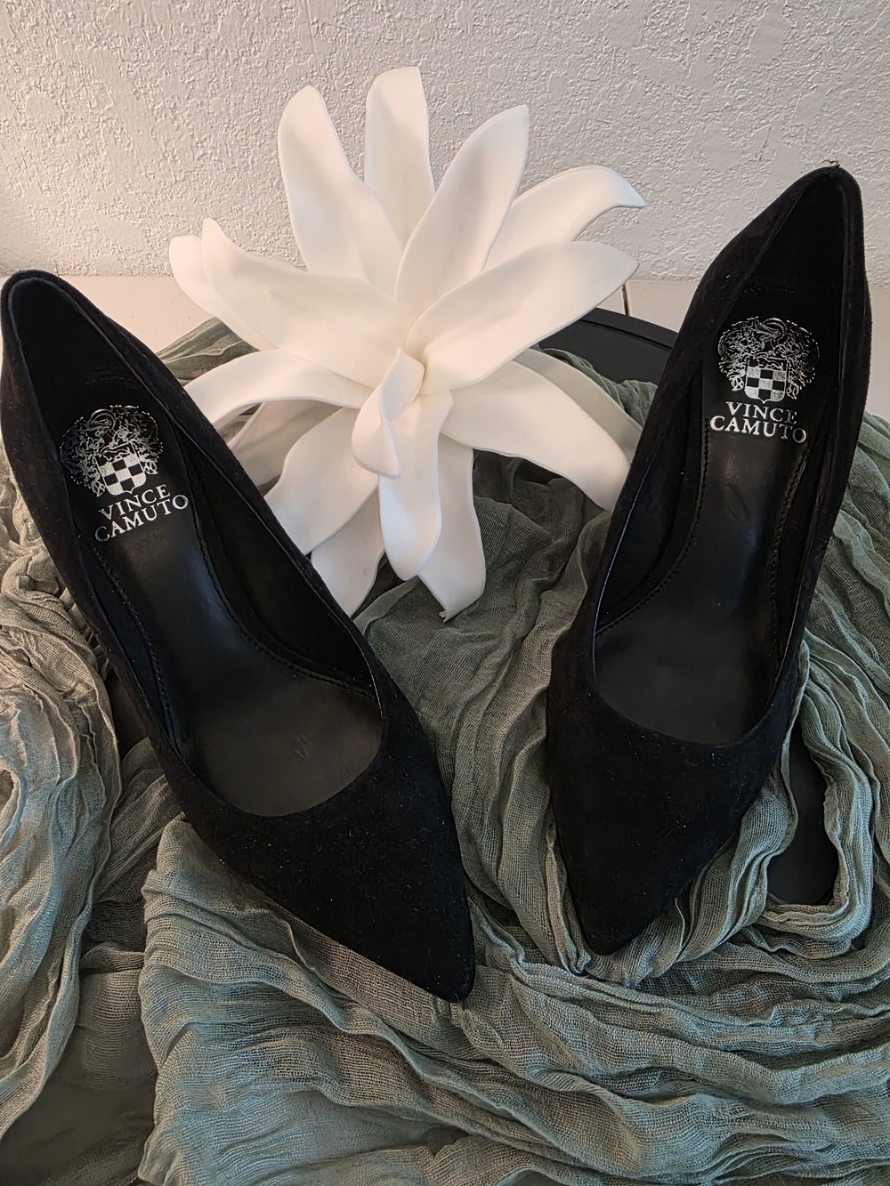 Nordstrom Vince Camuto Black Suede Pointed Toe Heels. 3 Inch Heel.